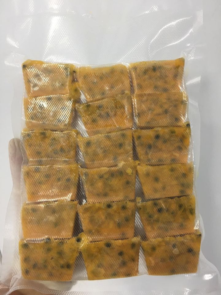 Premium Quality Frozen Passion Fruit Dices IQF Freezing Process Vacuum Pack Natural Tropical Fruit for Smoothies Desserts